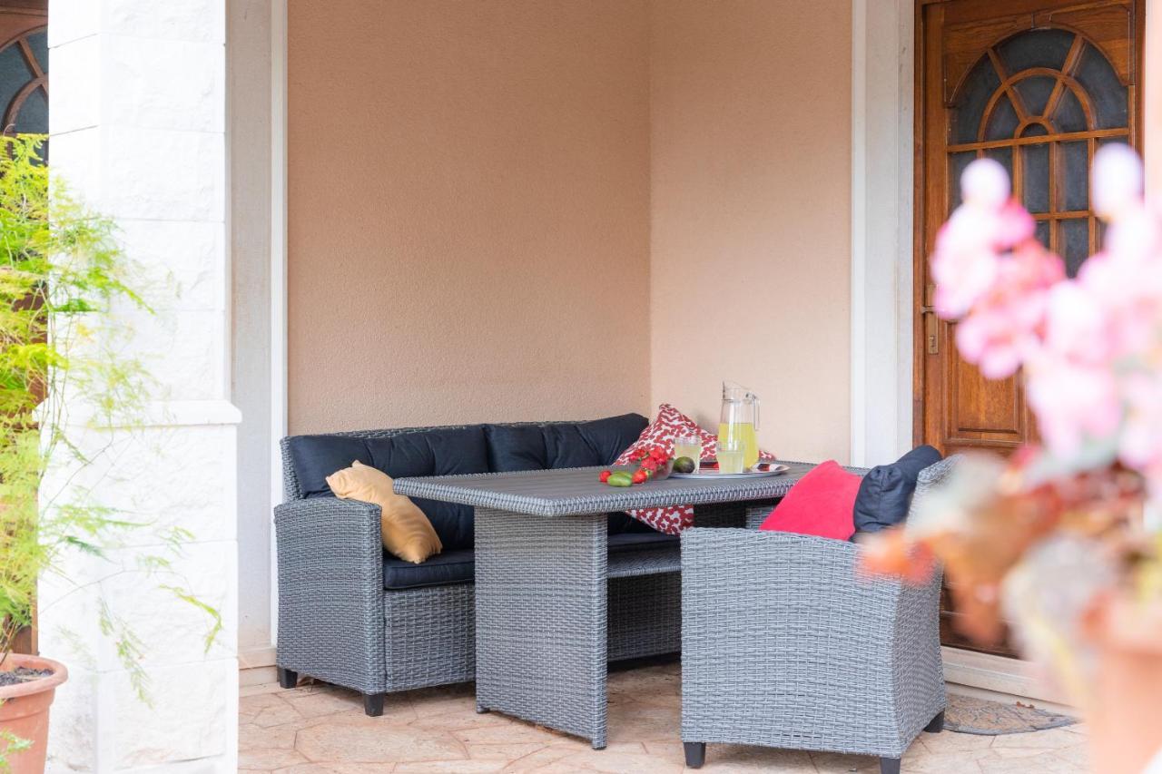 Bepa Apartment Supetar Luaran gambar